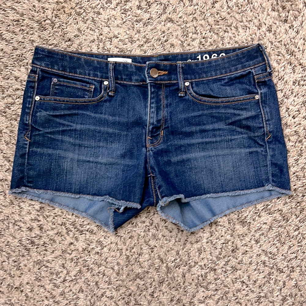Gap Cutoff Jean Shorts